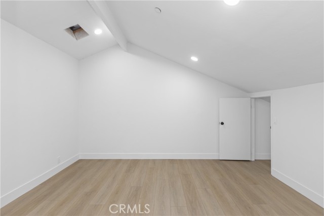 MLS #OC25246047 image #18