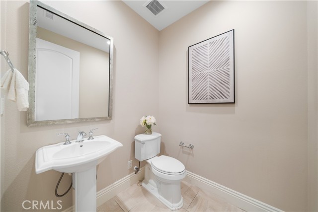 MLS #OC25246065 image #5