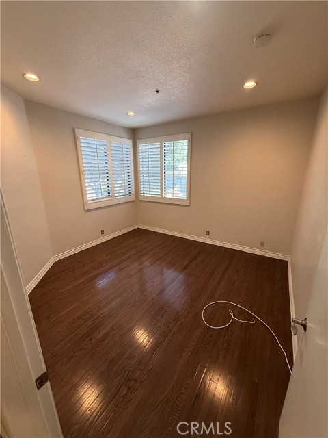 MLS #OC25246109 image #7