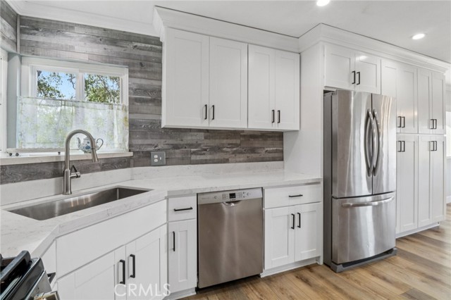 MLS #OC25246157 image #14