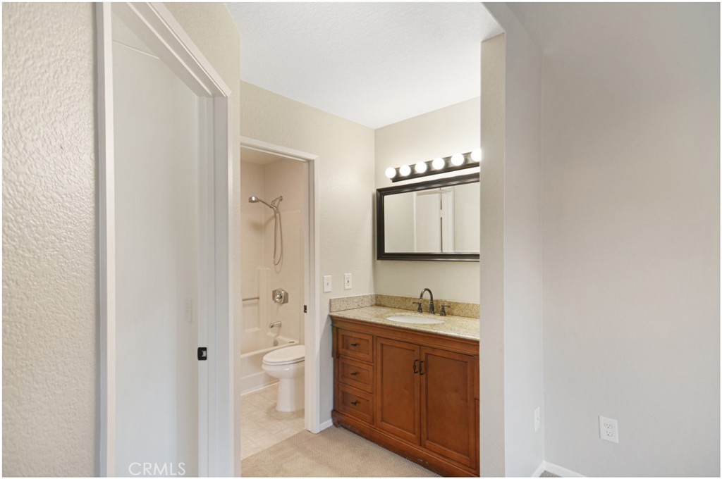 MLS #OC25246188 image #14