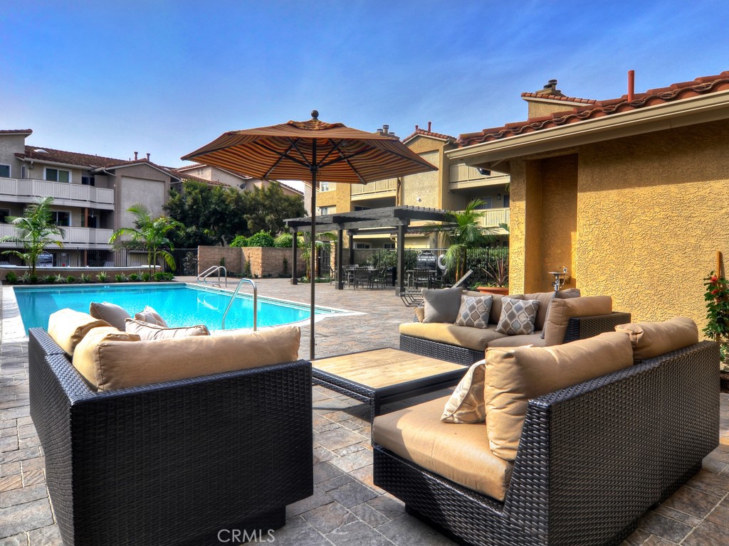 MLS #OC25246188 image #19