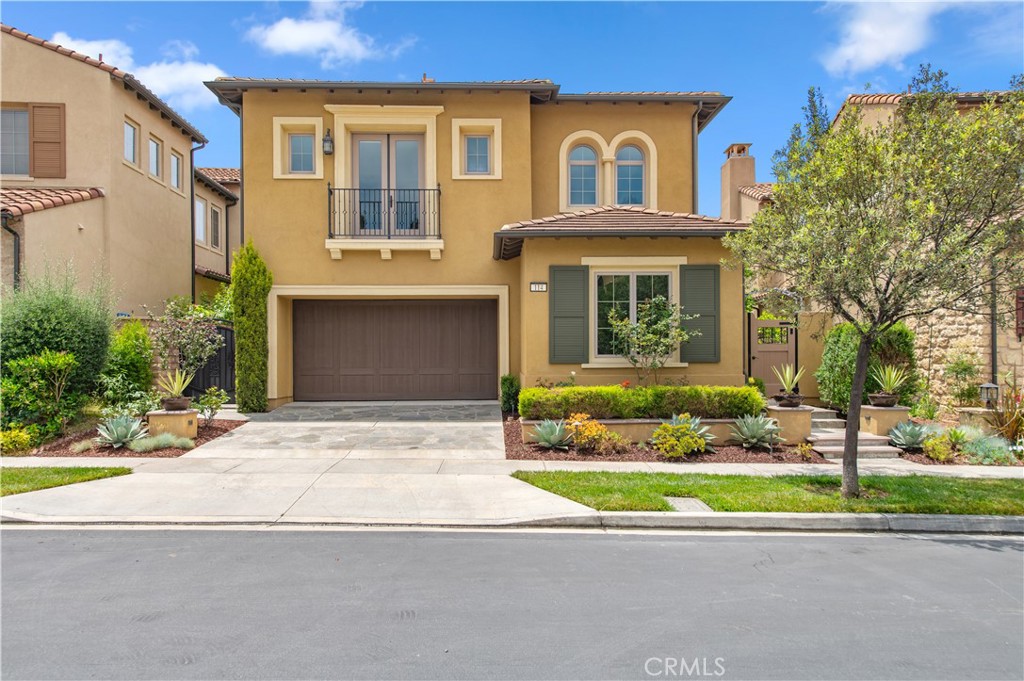 MLS #OC25241430 image #0