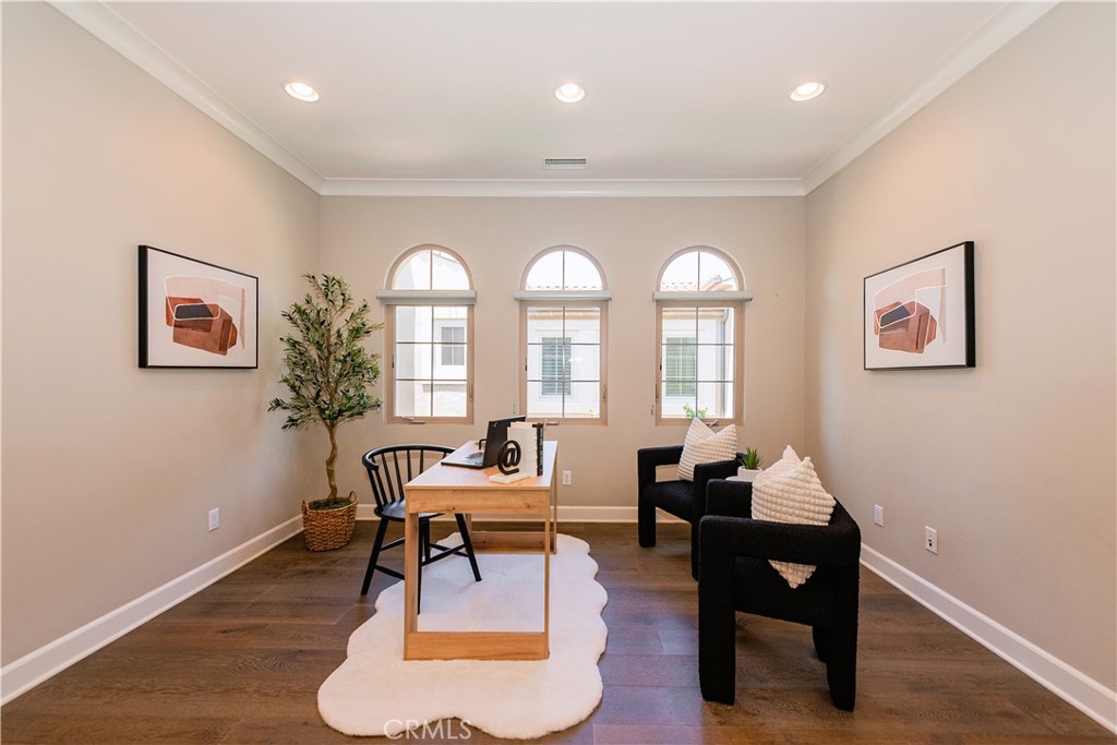 MLS #OC25241430 image #11