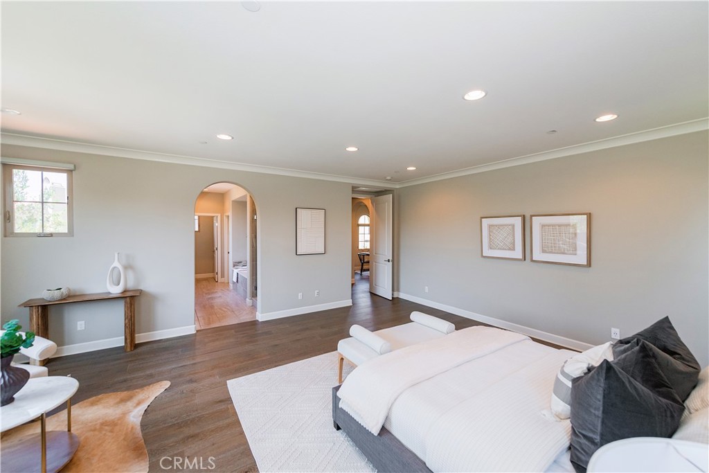 MLS #OC25241430 image #16