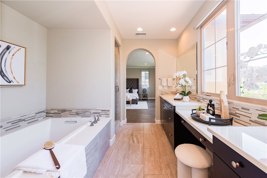 MLS #OC25241430 image #19