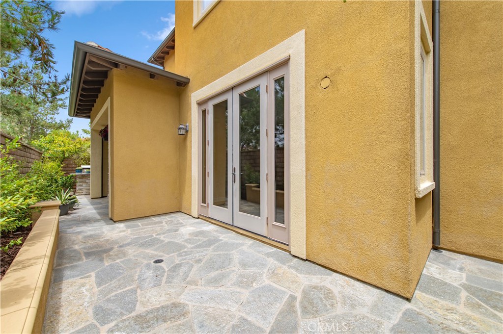 MLS #OC25241430 image #24