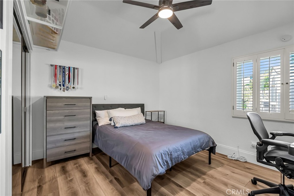 MLS #OC25246202 image #25