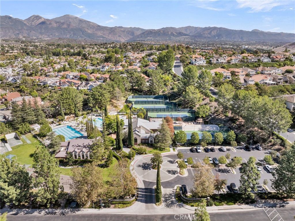 MLS #OC25246202 image #38