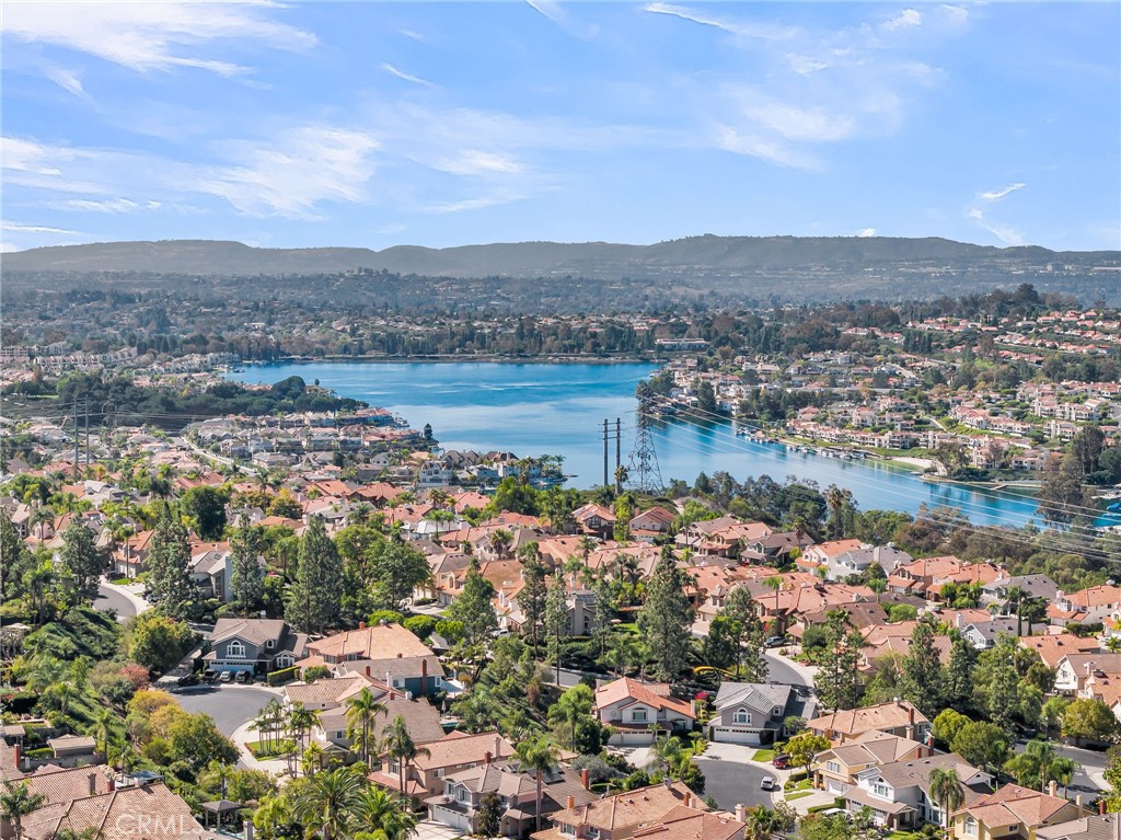 MLS #OC25246202 image #40