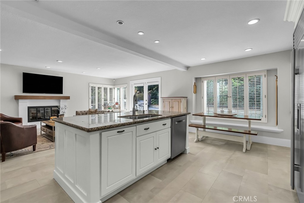 MLS #OC25246202 image #5