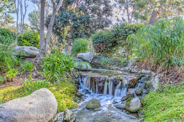 MLS #OC25246204 image #36