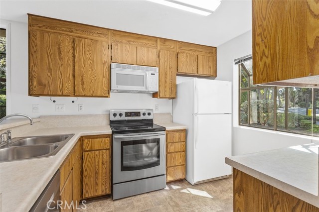 MLS #OC25246204 image #4