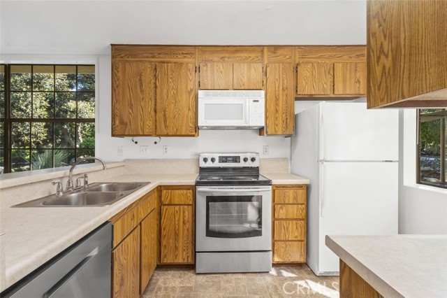 MLS #OC25246204 image #5