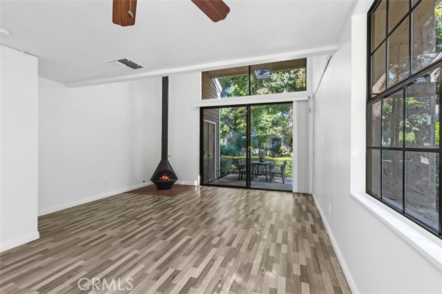 MLS #OC25246204 image #9