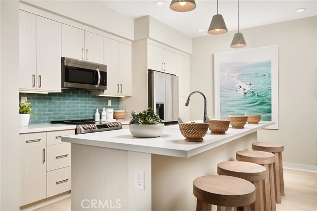 MLS #OC25246210 image #1