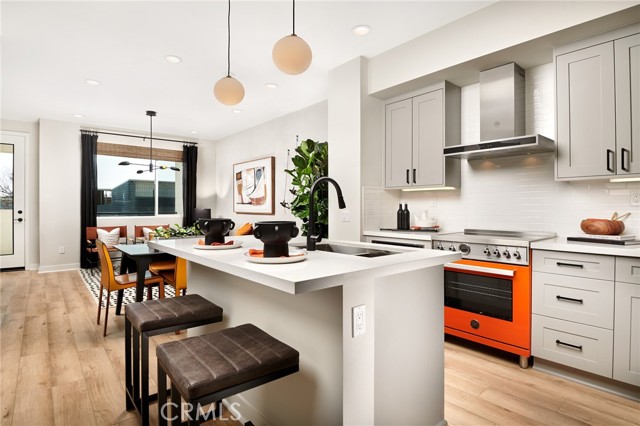 MLS #OC25246210 image #3