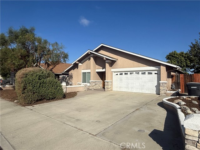 MLS #OC25246250 image #0