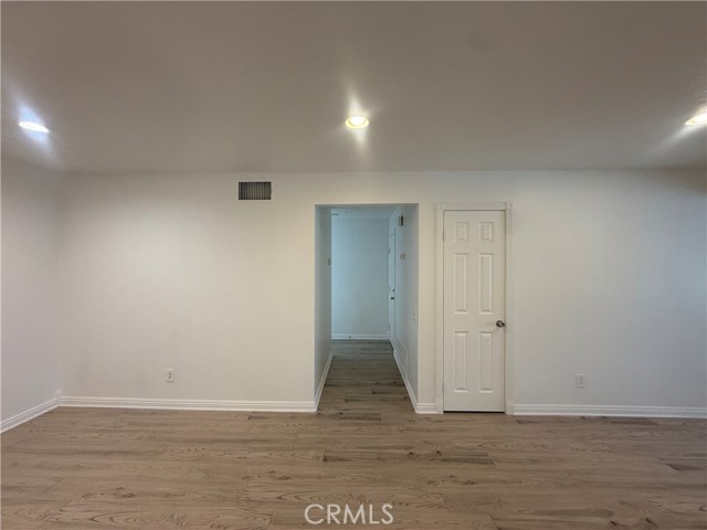 MLS #OC25246250 image #25