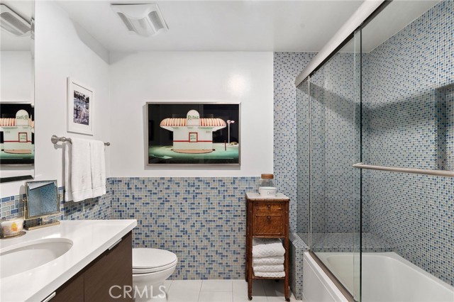 MLS #OC25246264 image #30