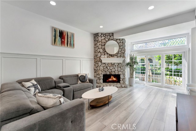 MLS #OC25246269 image #8