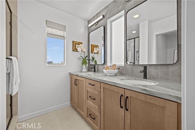 MLS #OC25246299 image #14