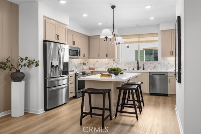 MLS #OC25246299 image #5