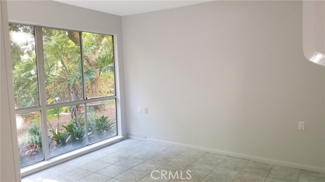 MLS #OC25246314 image #6