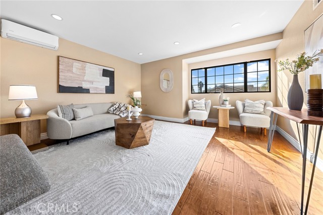 MLS #OC25246319 image #37