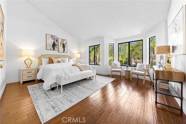 MLS #OC25246319 image #40