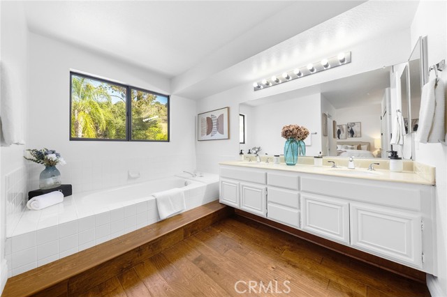 MLS #OC25246319 image #44