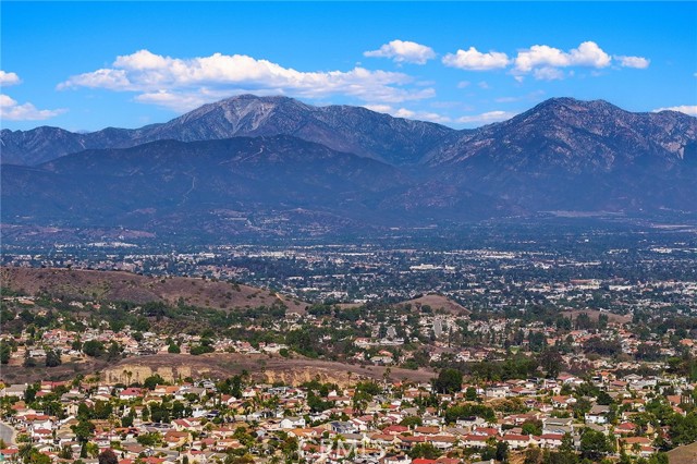 MLS #OC25246319 image #70