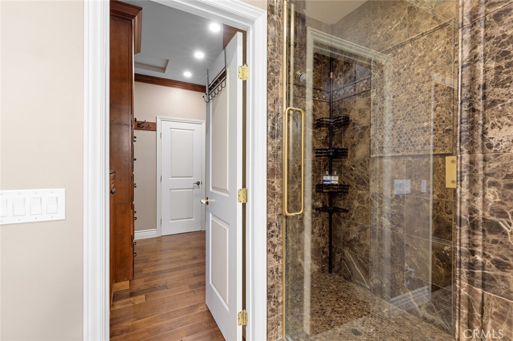 MLS #OC25246338 image #22