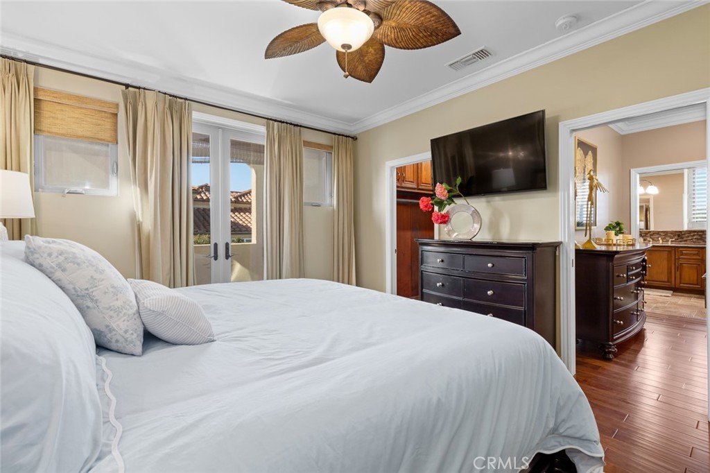 MLS #OC25246338 image #27