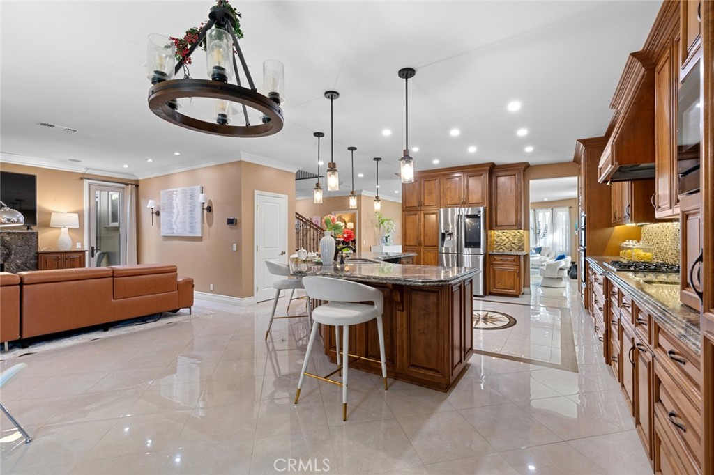 MLS #OC25246338 image #6