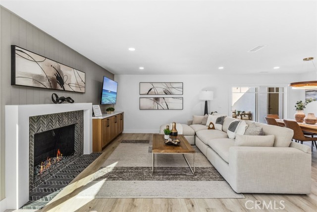 MLS #OC25246361 image #10