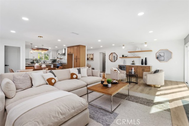 MLS #OC25246361 image #12