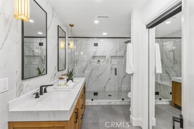 MLS #OC25246361 image #26