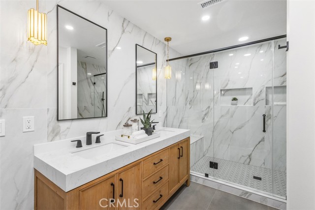 MLS #OC25246361 image #27