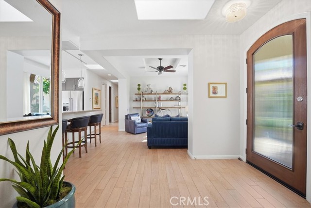 MLS #OC25246393 image #5