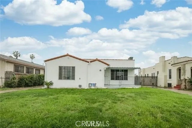 MLS #OC25246463 image #1