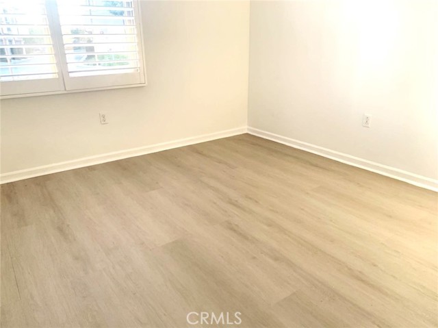MLS #OC25246477 image #10