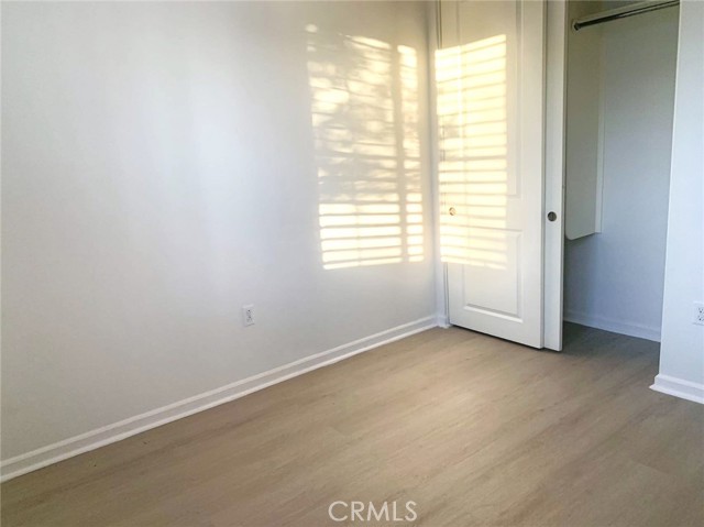 MLS #OC25246477 image #8