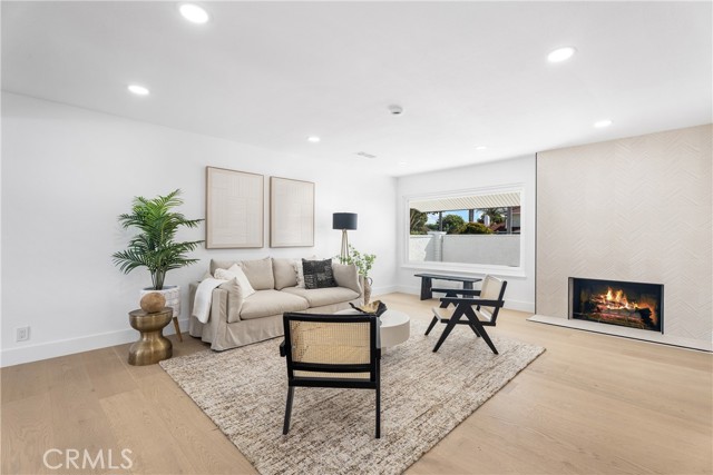 MLS #OC25246526 image #2