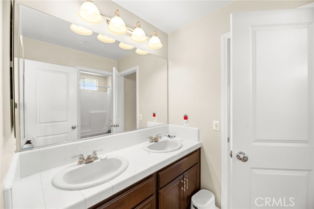 MLS #OC25246551 image #25