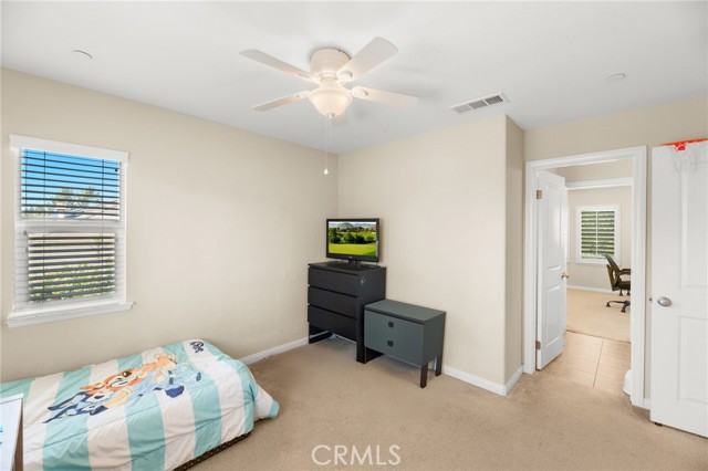 MLS #OC25246551 image #28