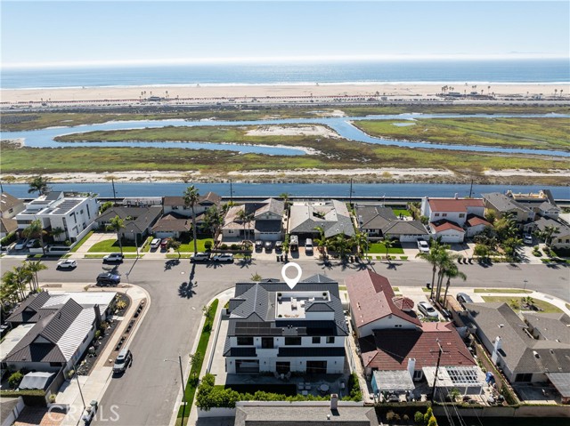 MLS #OC25246575 image #1