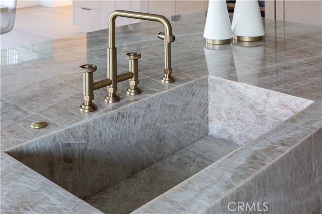 MLS #OC25246575 image #13