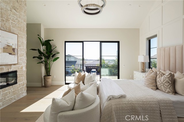 MLS #OC25246575 image #24