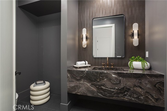 MLS #OC25246575 image #33